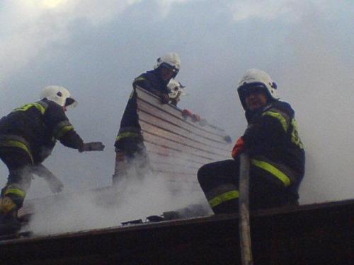 Po¿ar budynku gospodarczego